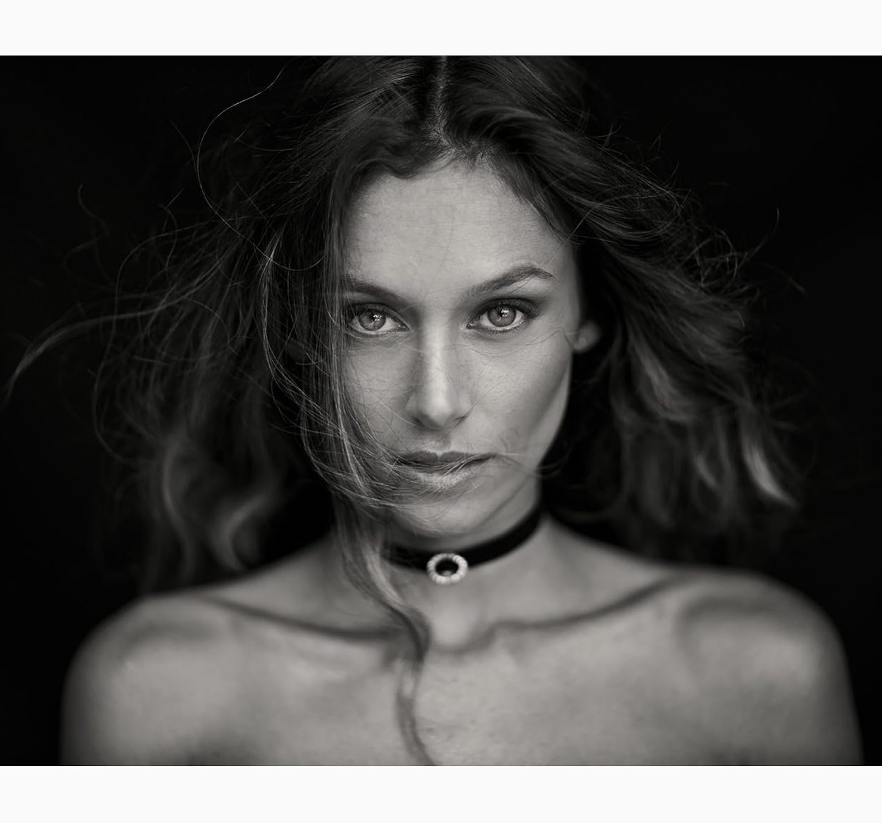 Mia Campbell – Model